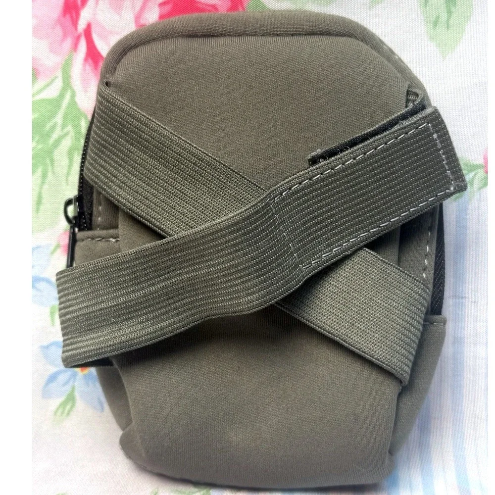 MYTAGALONGS Gray Phone Holder Travel Pouch Mesh Pocket Arm Strap‎ 4x5
